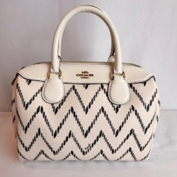 Coach Mini Bennett Satchel + Wristlet Set White Black Chevron Leather Bag - Picture 3 of 16